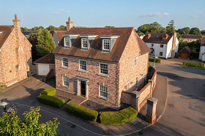 5 Bedroom Detached House For Sale In Carrington Place, Brampton, Huntingdon, PE28