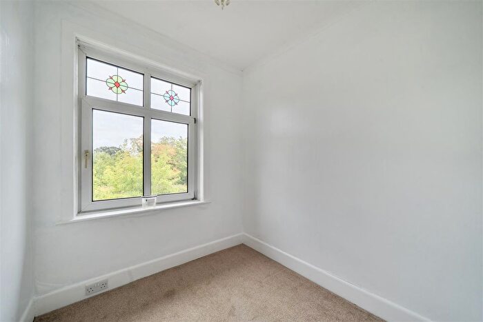 3 Bedroom Property For Sale In Hyde Road, Bournemouth, BH10