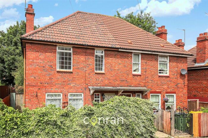 3 Bedroom Semi-Detached House To Rent In Hasted Road, London, SE7