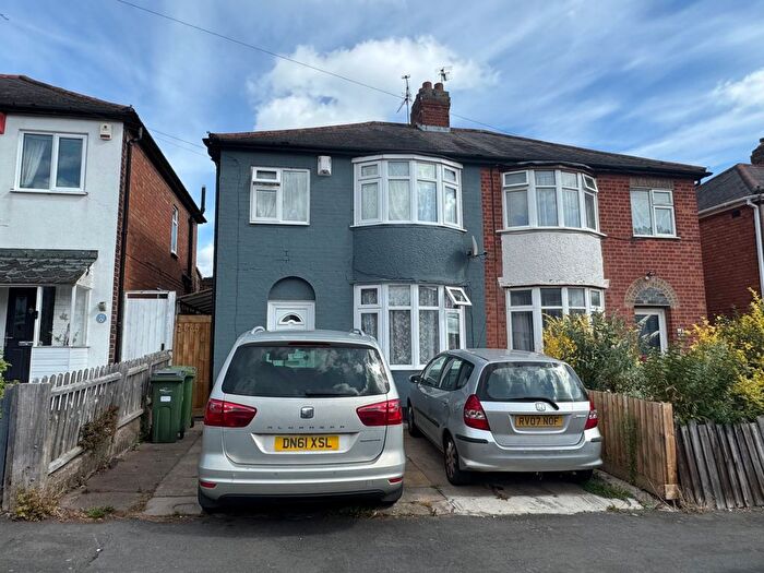 3 Bedroom Semi-Detached House For Sale In Monica Road, Braunstone Town, LE3
