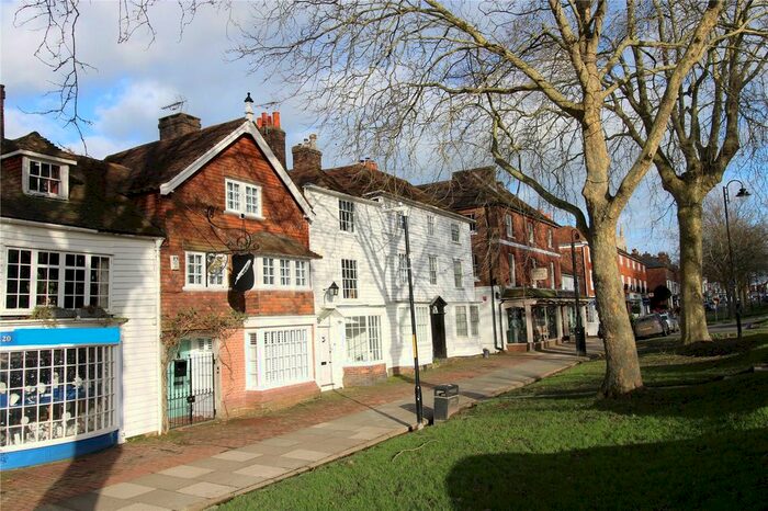 4 Bedroom Detached House To Rent In High Street, Tenterden, Kent, TN30