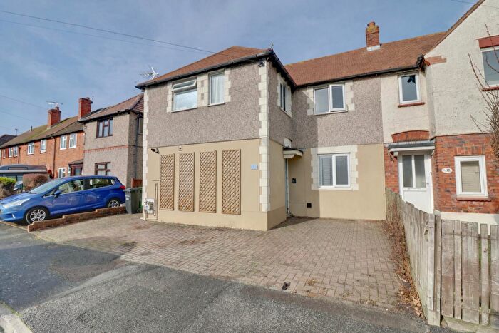 2 Bedroom Terraced House For Sale In Moorings Way, Southsea, PO4