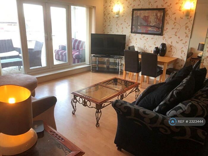 2 Bedroom Flat To Rent In Ascott House, Portsmouth, PO5