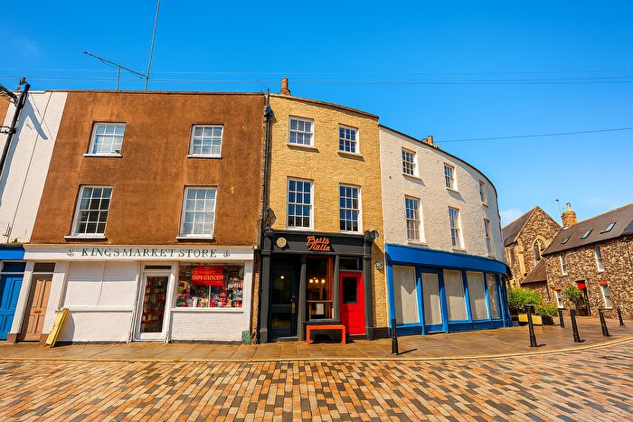 1 Bedroom Flat To Rent In The Borough, Canterbury, CT1