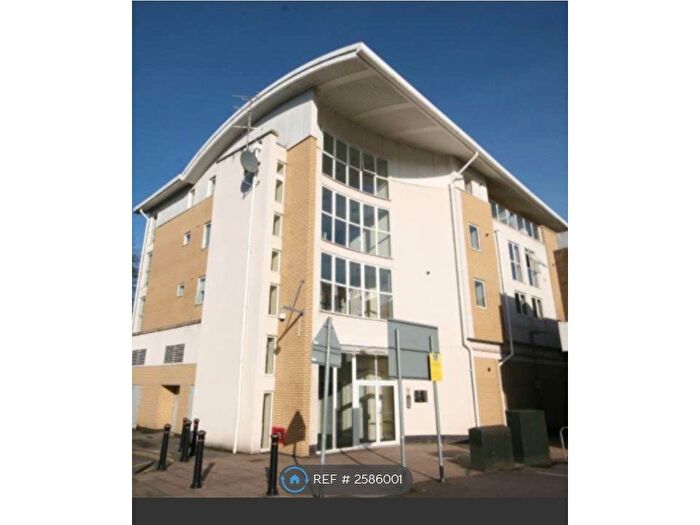 1 Bedroom Flat To Rent In Dukes Court, Farnborough, GU14