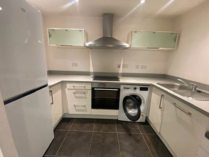 2 Bedroom Flat To Rent In Cornhill, Liverpool, L1