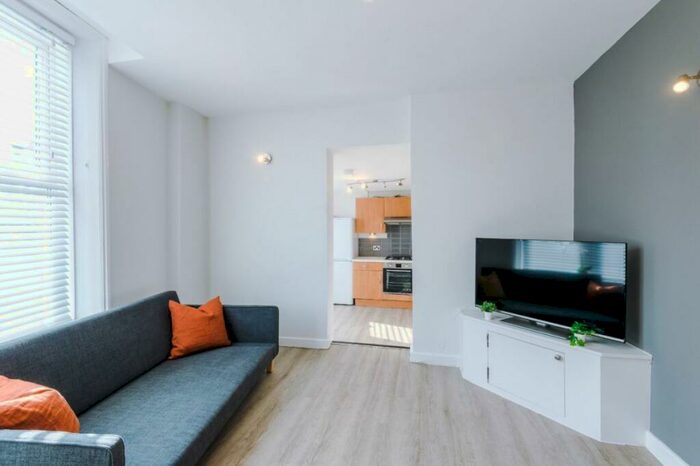 6 Bedroom Terraced House To Rent In Starbeck Avenue, Newcastle, NE2