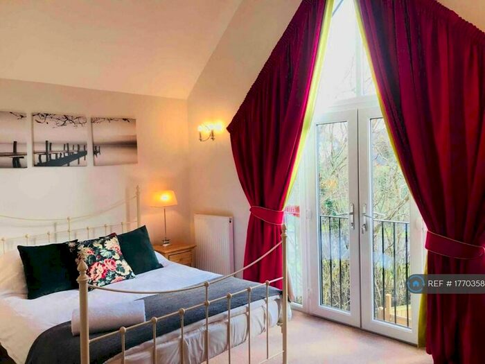 2 Bedroom Semi-Detached House To Rent In Thirbly Lane, Milton Keynes, MK5