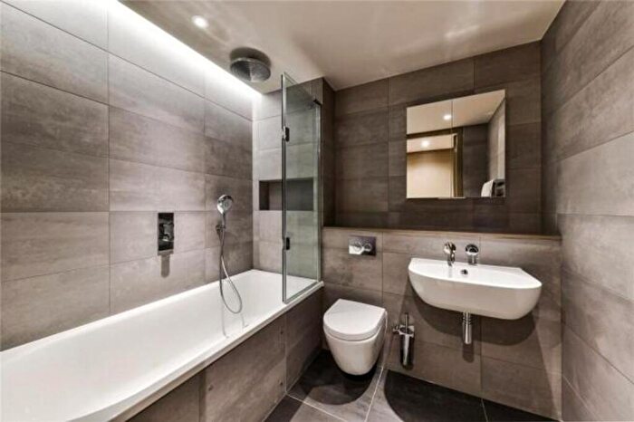 2 Bedroom Apartment To Rent In Moor Lane, London, EC2Y