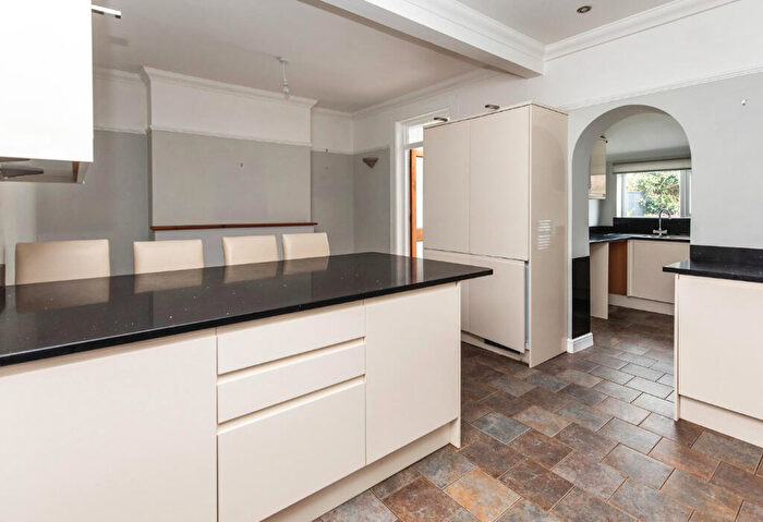 3 Bedroom Detached House For Sale In Queen Mary Avenue, Bournemouth, Dorset, BH9