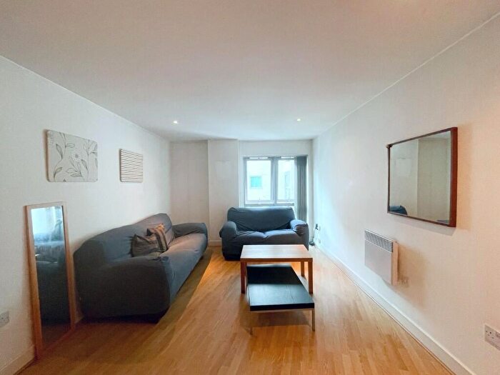 2 Bedroom Flat To Rent In Navigation Street, Birmingham, B5