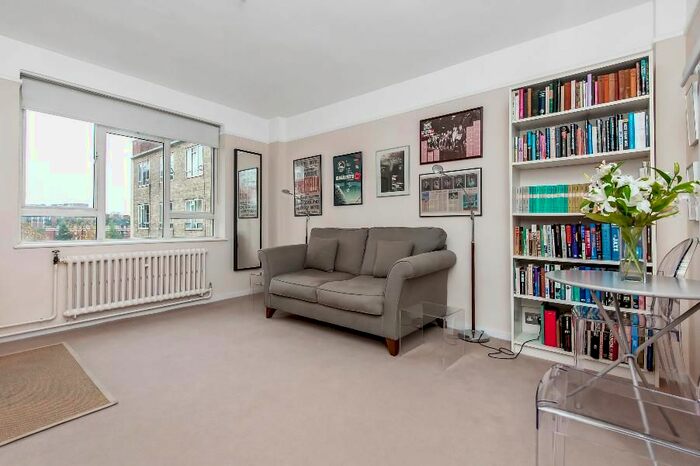 1 Bedroom Flat To Rent In Abbots Manor, London, SW1V