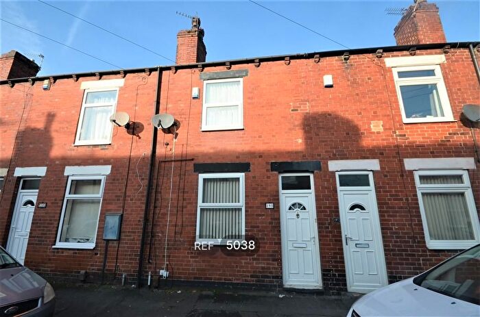 2 Bedroom Terraced House To Rent In Hugh Street, Castleford, WF10
