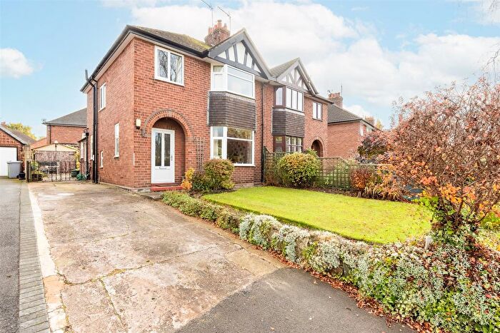 3 Bedroom Semi-detached House For Sale In Shrewbridge Road, Nantwich, CW5