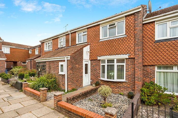 3 Bedroom Terraced House For Sale In Berrymeade Walk, Ifield, Crawley, RH11