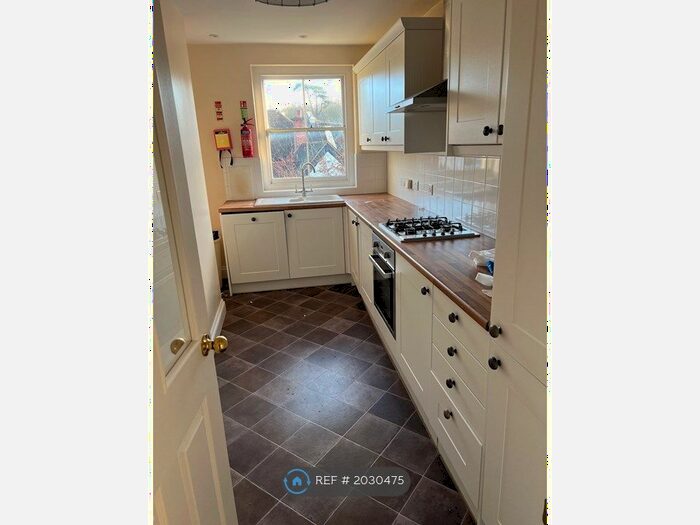 1 Bedroom Flat To Rent In High Street, Bridge, Canterbury, CT4