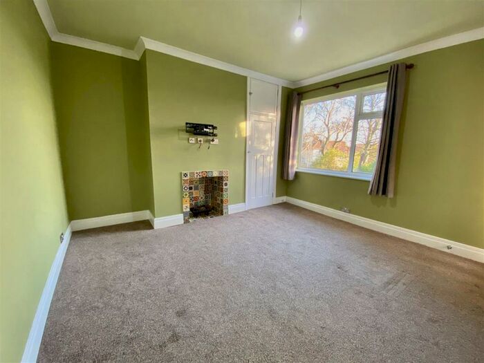 2 Bedroom Flat To Rent In Marlborough Crescent, Wrekenton, Gateshead, NE9