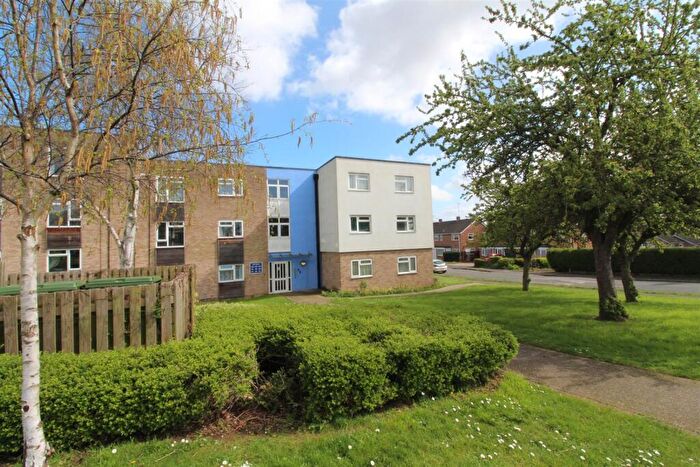 1 Bedroom Flat To Rent In Hill Street, NN8