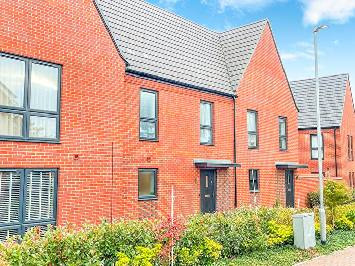 2 Bedroom Maisonette For Sale In Katahdin Grove, Whitehouse, Milton Keynes, MK8