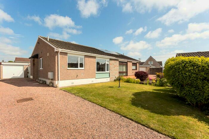 3 Bedroom Bungalow For Sale In Toft Court, Pittenweem, Fife, KY10