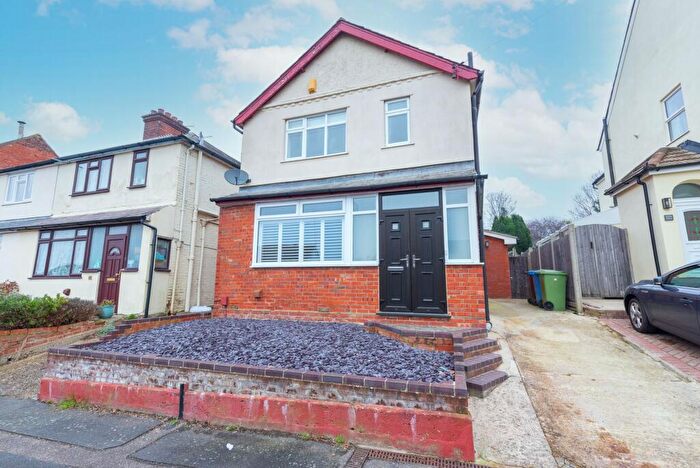 3 Bedroom House To Rent In Park Road, Aldershot, GU11