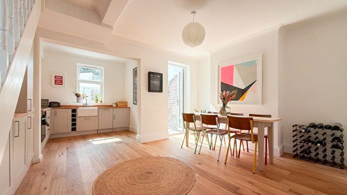 2 Bedroom End Terrace House For Sale In Avonleigh Road, Bedminster, BS3