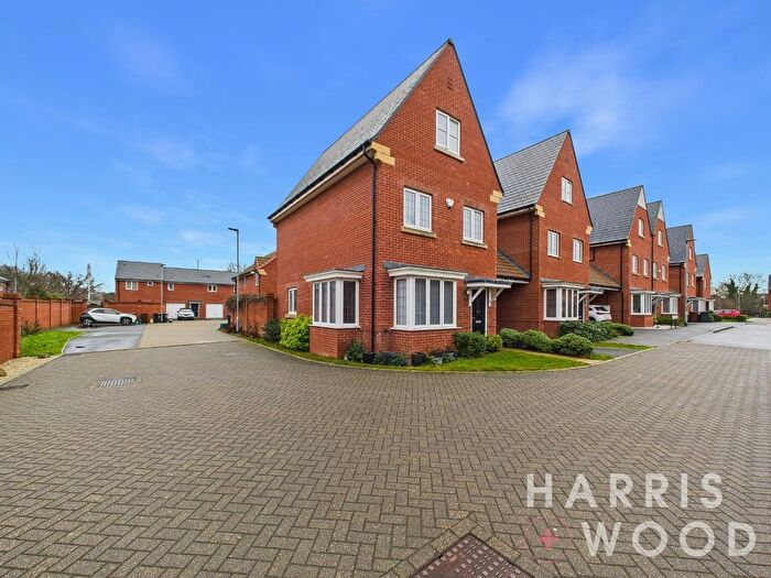 3 Bedroom Link Detached House For Sale In Birchwood Drive, Colchester, Essex, CO4