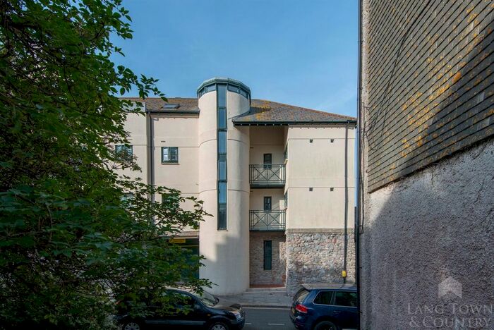 2 Bedroom Flat To Rent In Castle Street, Plymouth, PL1