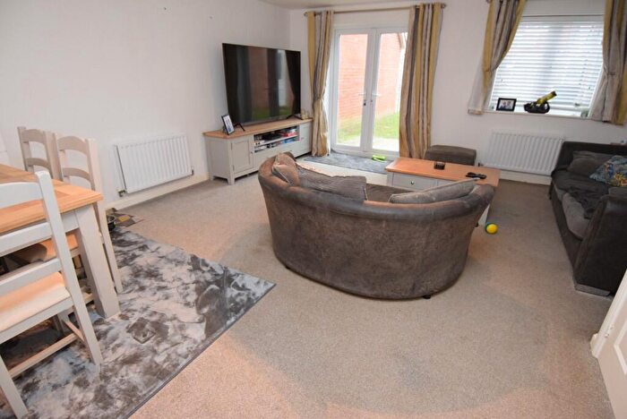 4 Bedroom Detached House For Sale In Matthews Road, Amesbury, SP4