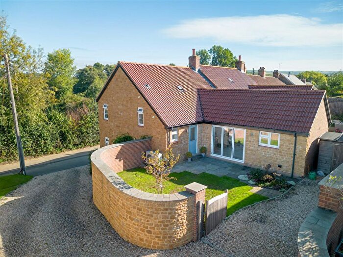 4 Bedroom Semi Detached House For Sale In Uploders, Bridport, DT6