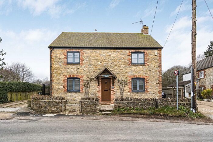 3 Bedroom Detached House For Sale In Church Road, Ardley, OX27