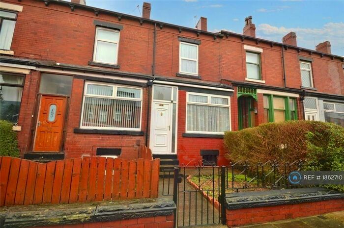 3 Bedroom Terraced House To Rent In Parkfield Mount, Leeds, LS11