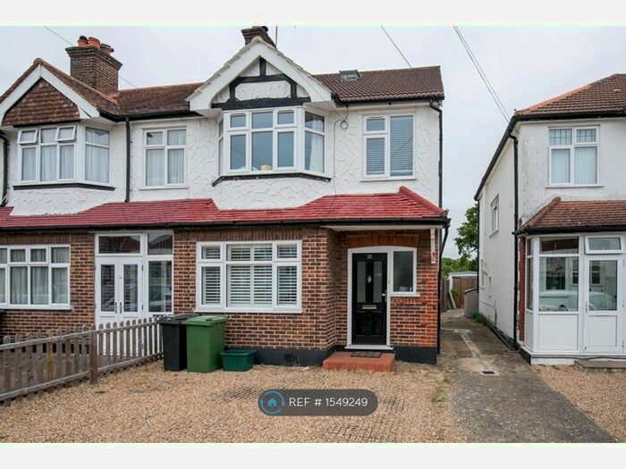 4 Bedroom End Of Terrace House To Rent In Northcroft Road, Epsom, KT19