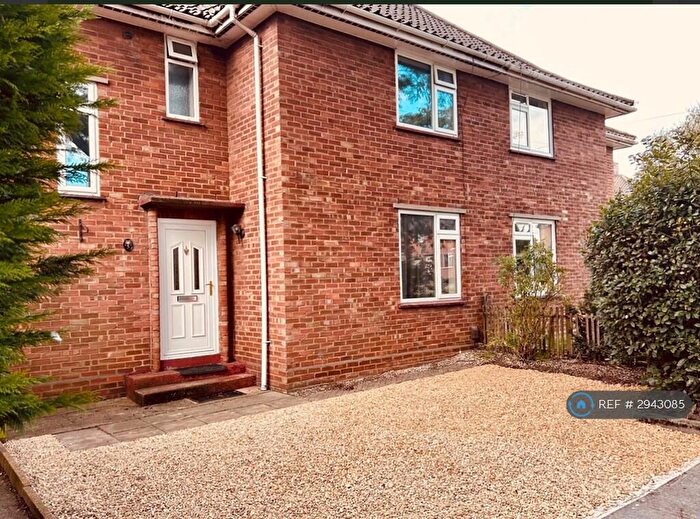 4 Bedroom Semi-Detached House To Rent In Ruskin Road, Norwich, NR4