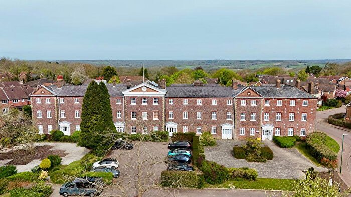 2 Bedroom Flat For Sale In Chapelfields, Cuckfield, RH17