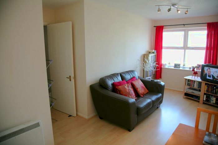 1 Bedroom Flat To Rent In Aaron Hill Road, Beckton, E6