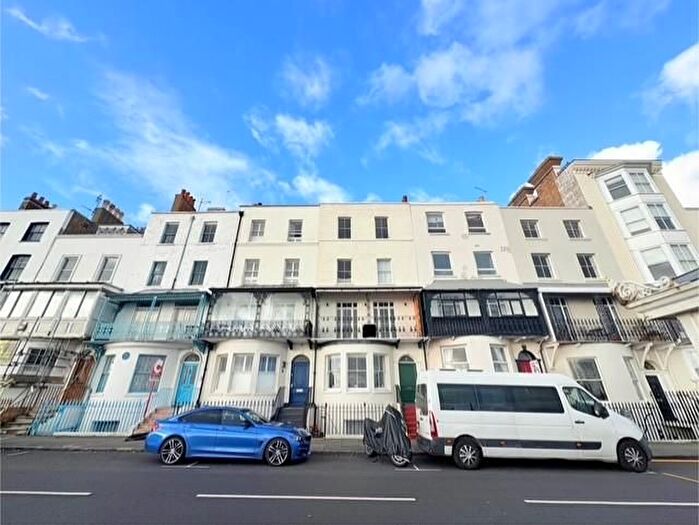 1 Bedroom Flat To Rent In Paragon, Ramsgate, CT11