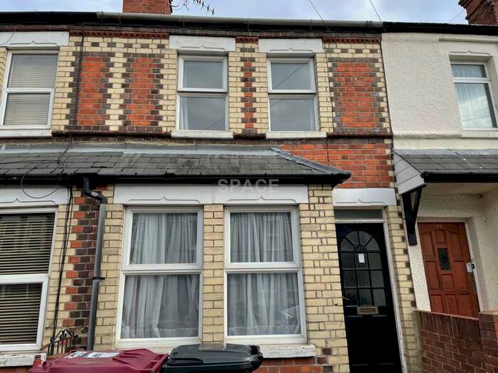 4 Bedroom Terraced House To Rent In Pitcroft Avenue, Earley, Reading, Berkshire, RG6
