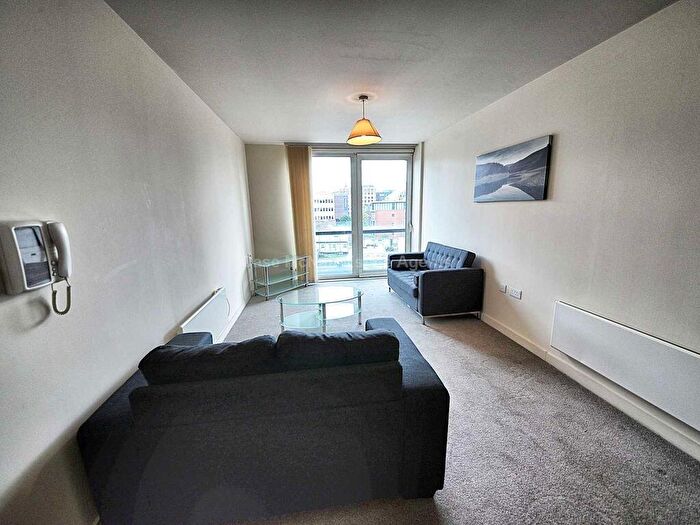 2 Bedroom Flat To Rent In Blackfriars Road, Salford, M3