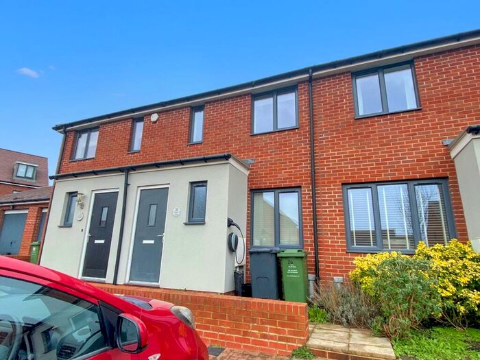 2 Bedroom Terraced House To Rent In Bailey Drive, Castle Hill, Ebbsfleet Valley, Swanscombe, Kent, DA10