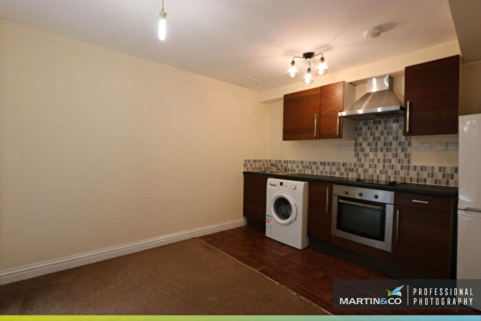 1 Bedroom Detached House To Rent In Commercial Road, Pill, NP20