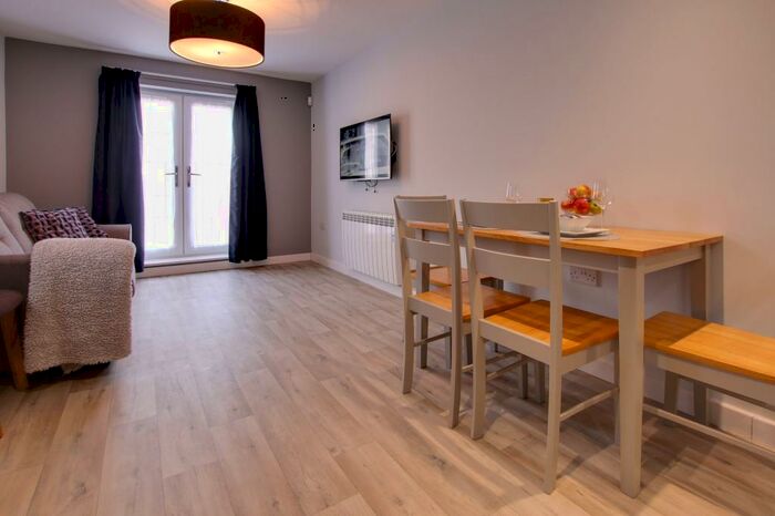 2 Bedroom Ground Flat To Rent In Welford Road, Leicester, LE2