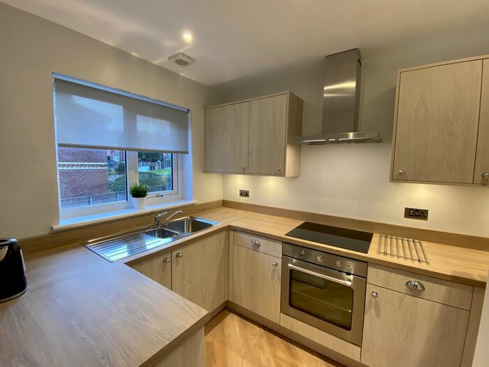 2 Bedroom Flat To Rent In Curate Street, Stockport, SK1