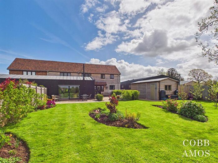 4 Bedroom Barn Conversion For Sale In Meadow Bank, Hatfield, HR6