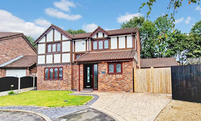 4 Bedroom Detached House For Sale In Lapwing Close, Winsford, CW7