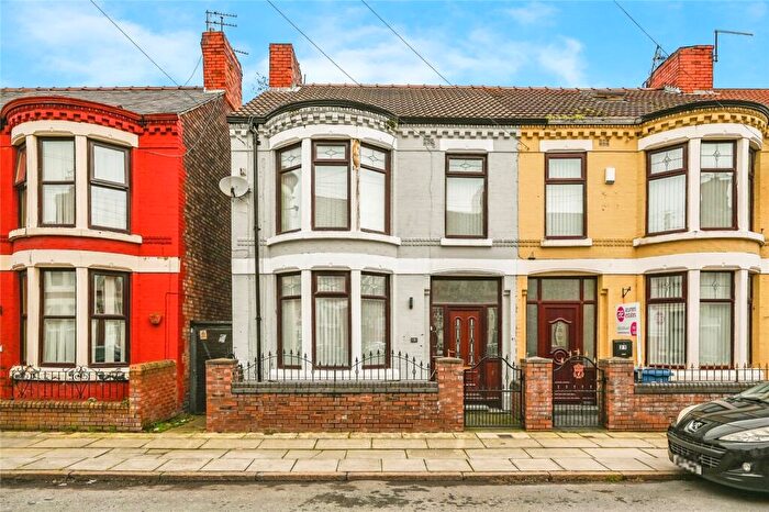 3 Bedroom End Of Terrace House For Sale In Craigburn Road, Liverpool, Merseyside, L13