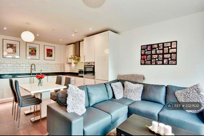 2 Bedroom Flat To Rent In Waterhouse Avenue, Maidstone, ME14