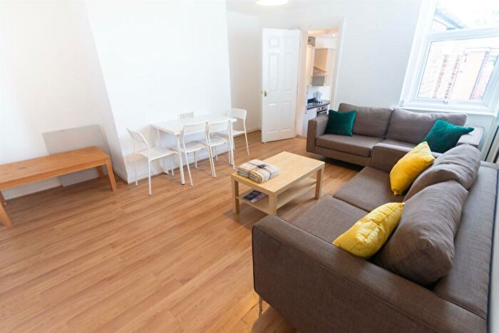 6 Bedroom House To Rent In Cheltenham Terrace, Heaton, NE6