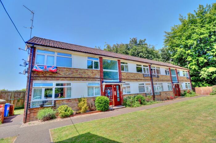 1 Bedroom Apartment To Rent In Shelburne Court, High Wycombe, Buckinghamshire, HP12