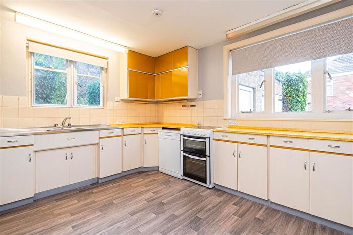 4 Bedroom Detached House To Rent In Bowhill, Kettering, NN16